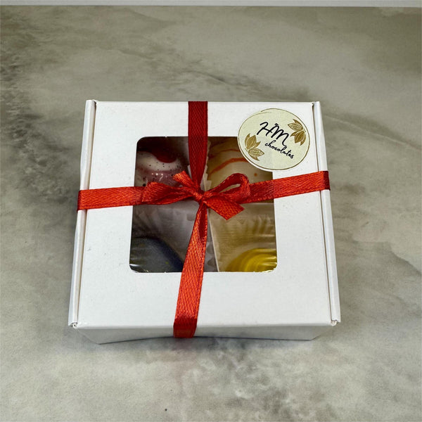 Mini box with 4 Filled Chocolates