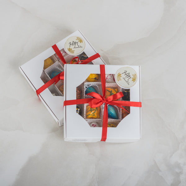Big box with 16 Filled Chocolates